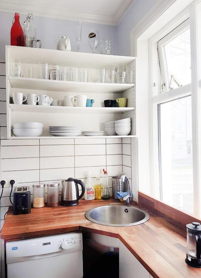 Refurinn Reykjavik Guesthouse ภายนอก รูปภาพ