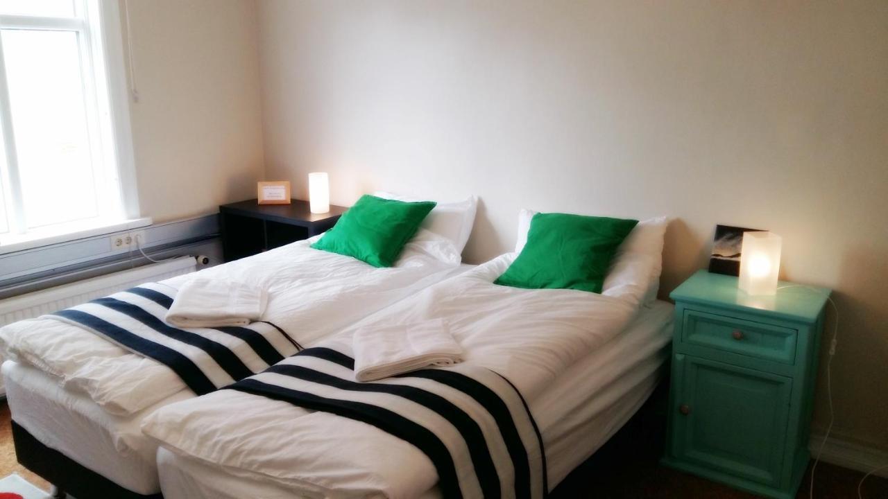 Refurinn Reykjavik Guesthouse ภายนอก รูปภาพ